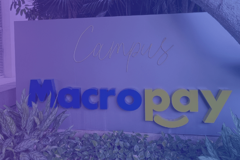 ASESOR DE ATENCIÓN A CLIENTES image