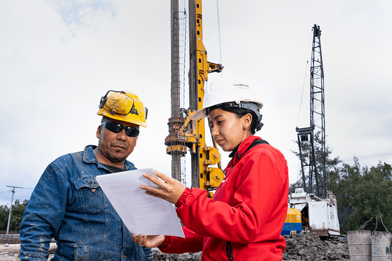 Practicante de seguridad y salud en el trabajo image