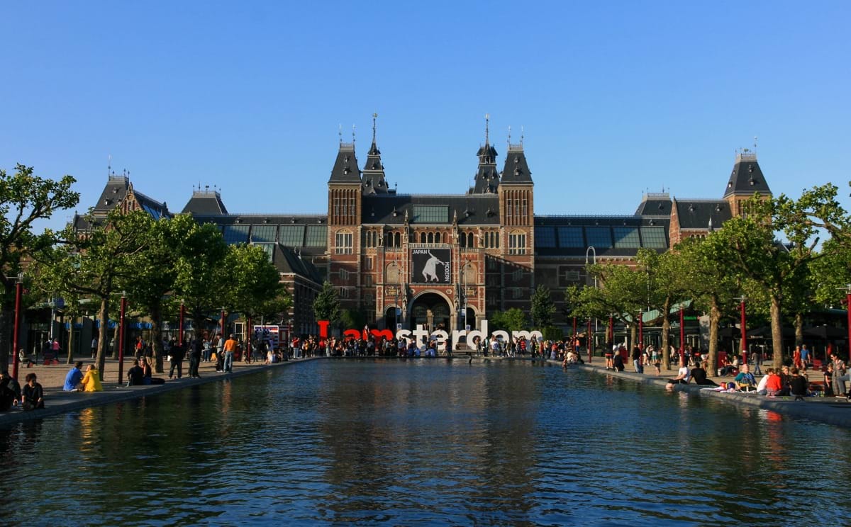 Rijksmuseum_in_Amsterdam.jpg
