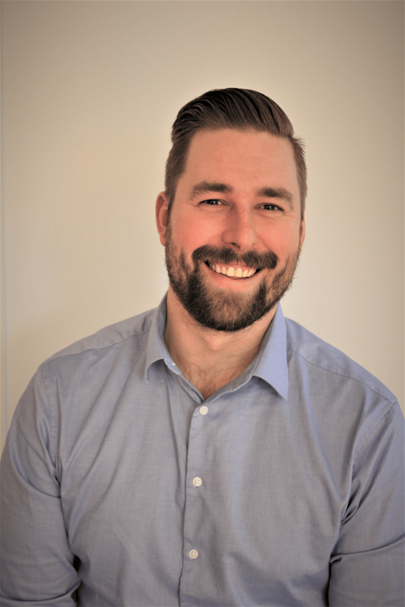 Livering Teemu Bakker - COO, Co-Founder - LiveRing