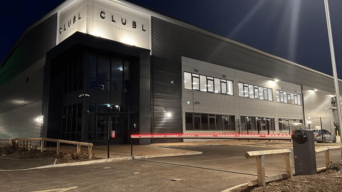 Distribution Centre Club L London