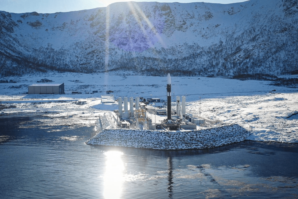 Picture of rocket on Andøya Spaecport launch pad prior to the first test flight march 2025