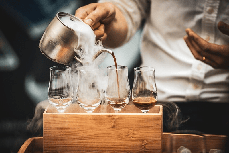 barista-5055060_1920-kaffe.jpg