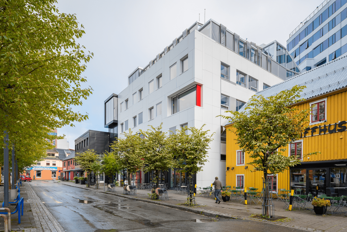 Strandtorget 3 og Biffhuset. Foto Dimitry Tachenko krediteres_Side_02.jpg