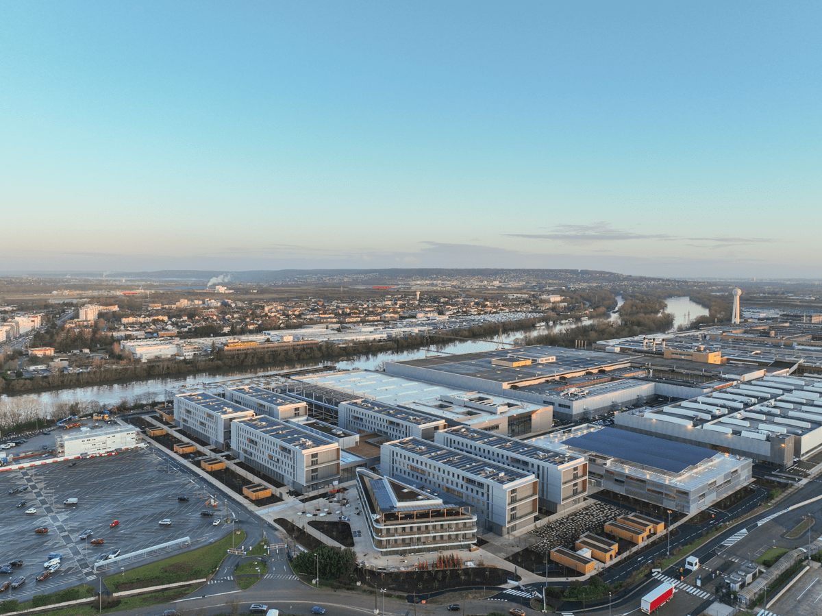 vue aérienne campus stellantis