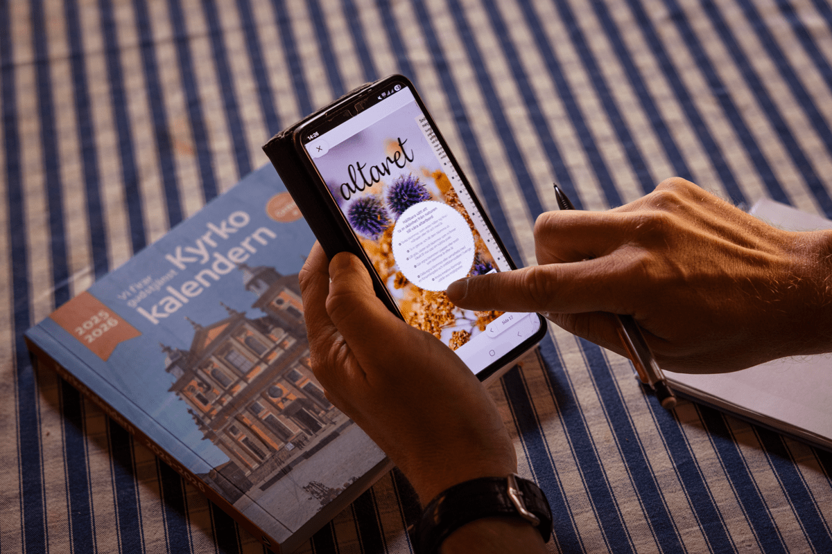 Kyrkokalendern som bok och app