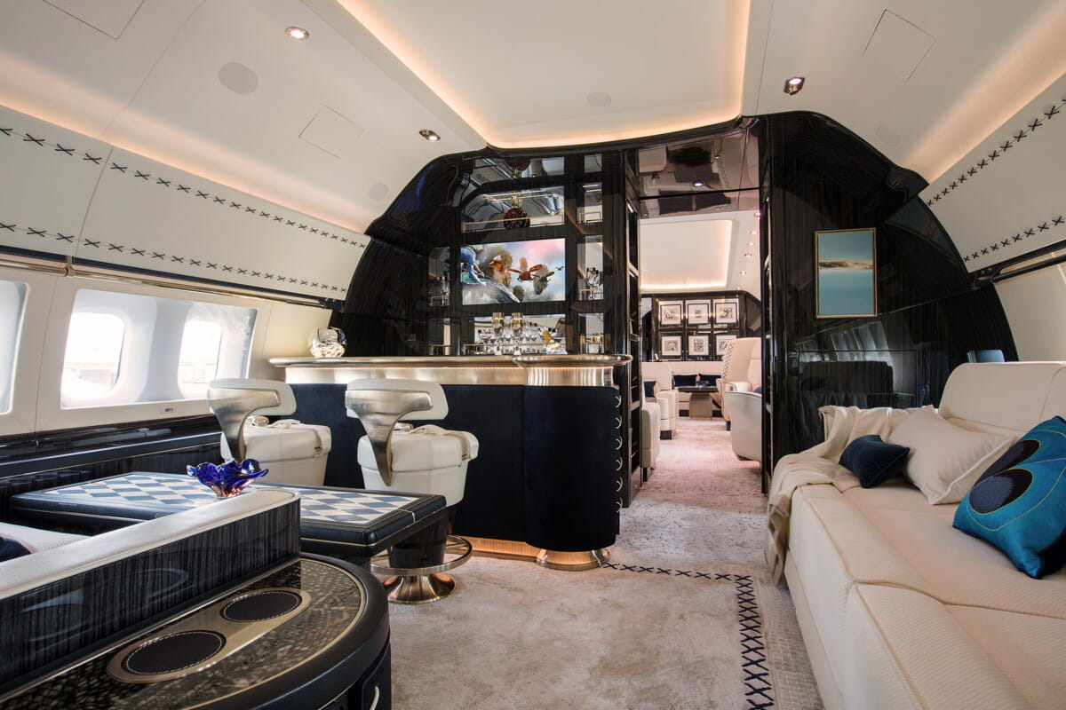 Interior of BBJ-I (737-800) 2.jpg