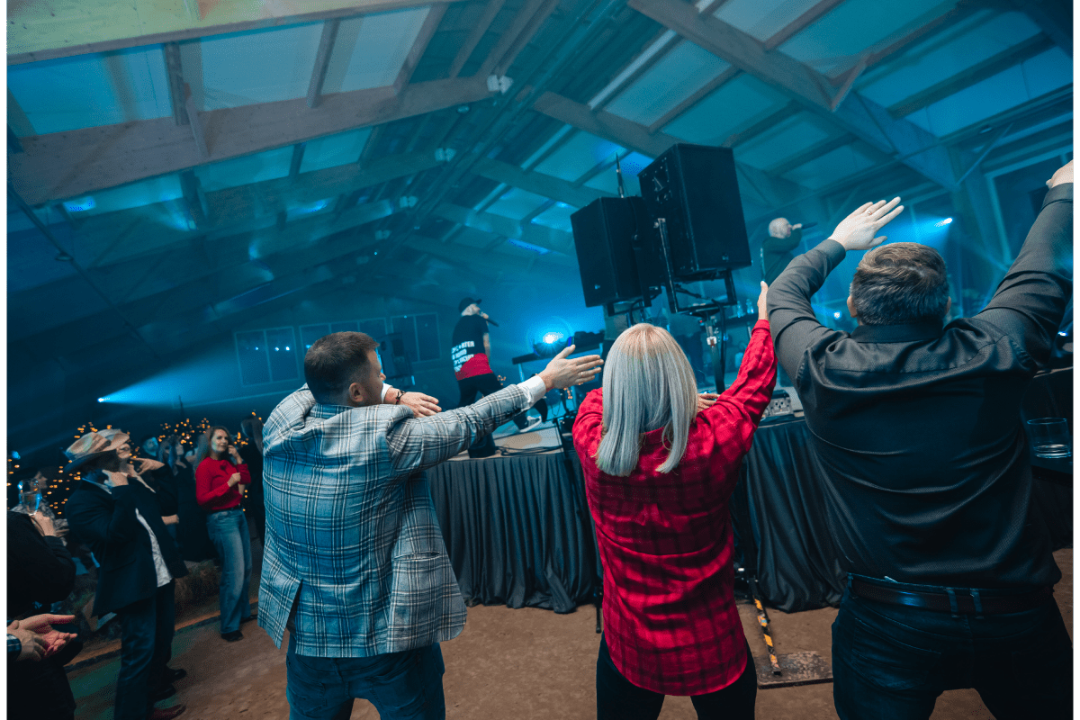 JTimber komandos gyvenimas iš arti, šventės ir užsiėmimai