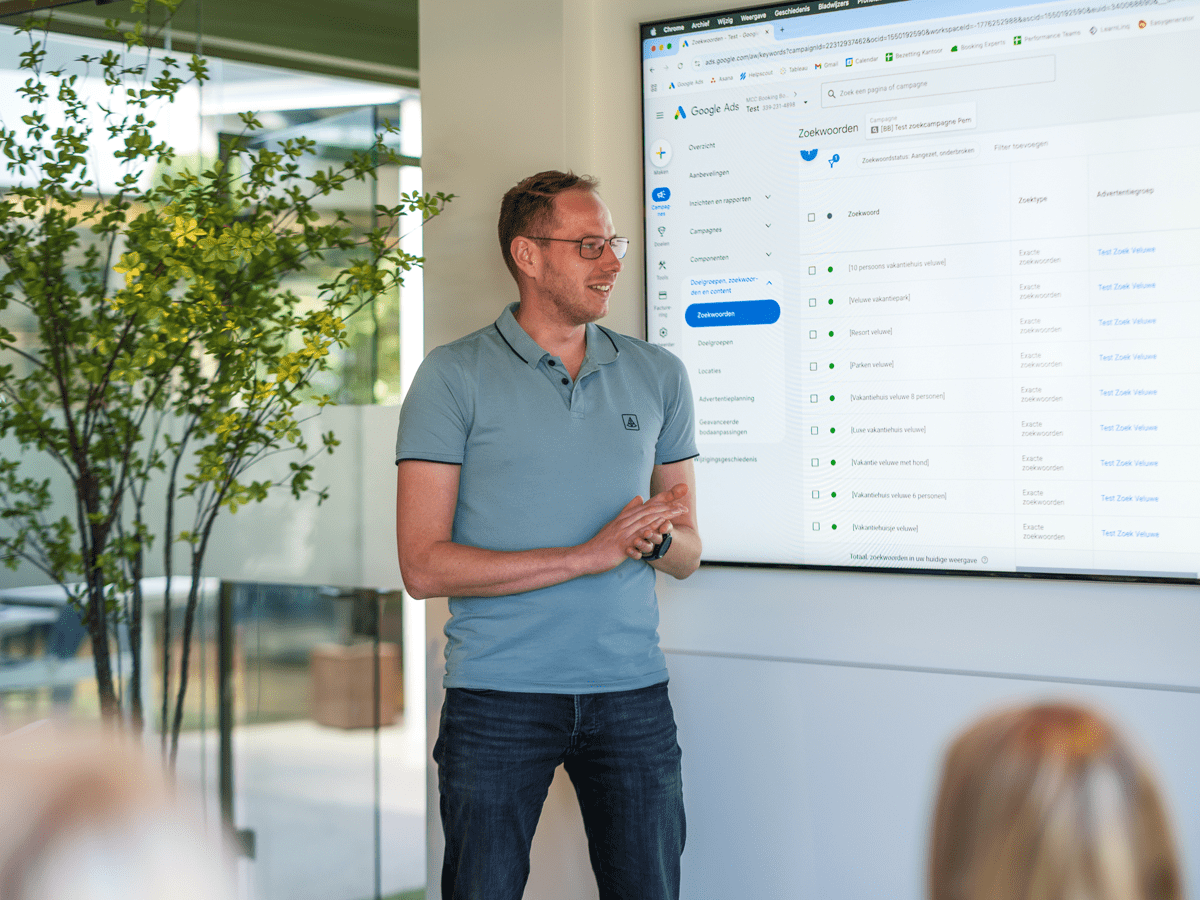 Als Senior Online Marketeer zorg je voor meer conversies bij klanten door websites te optimaliseren, campagnes te monitoren en Google Tag Manager en Analytics in te richten.