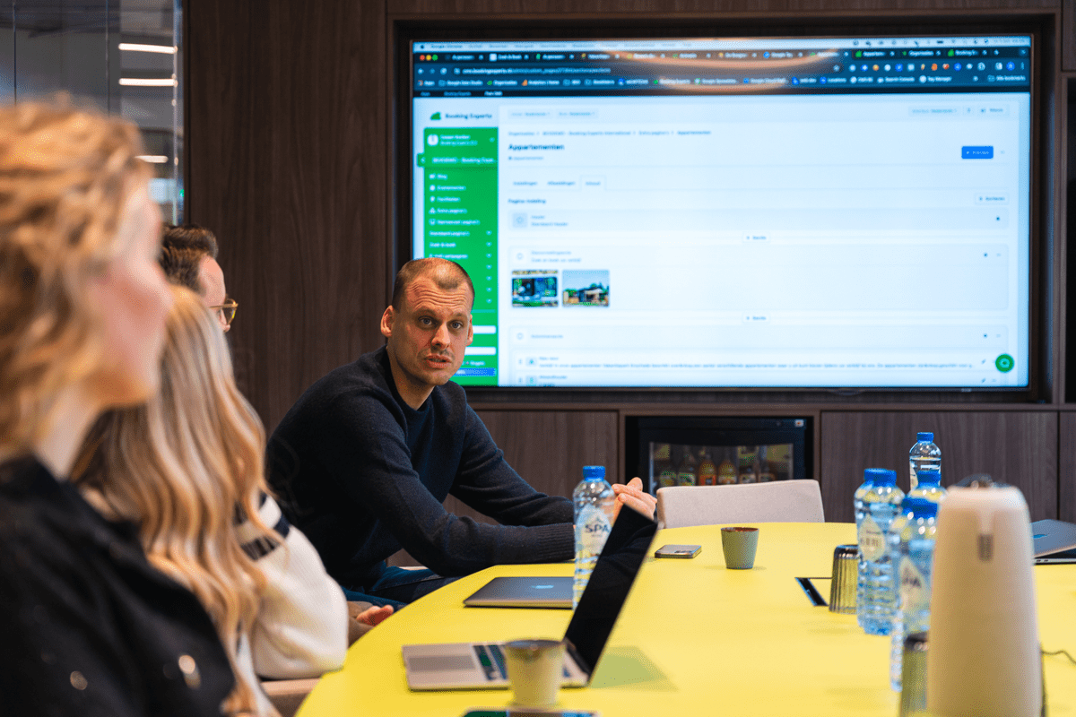 Kopie van 20240301-DickRuumpolFotografie-BookingExperts-LR-029.jpg