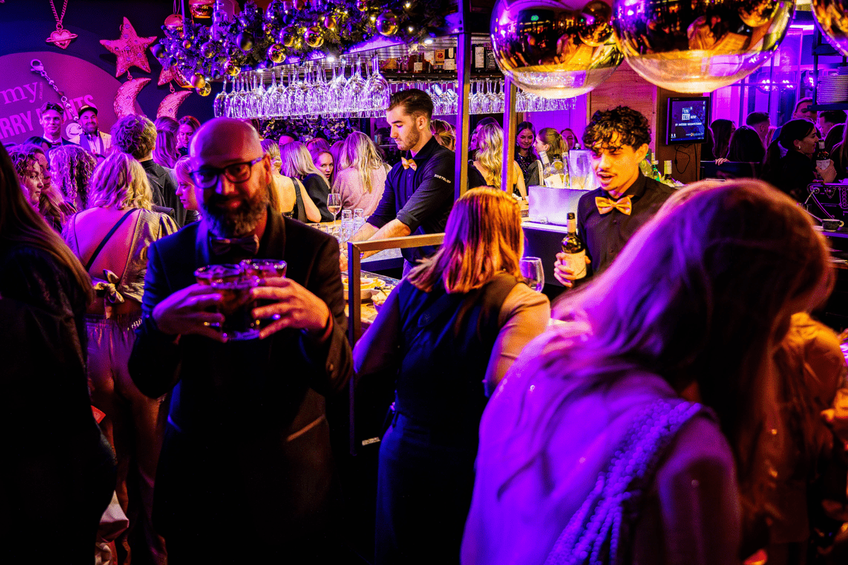 De Vaste Clique, NVH-204.jpg