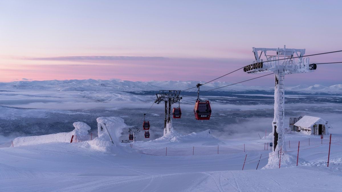 Sunrise views from Åreskutan.
