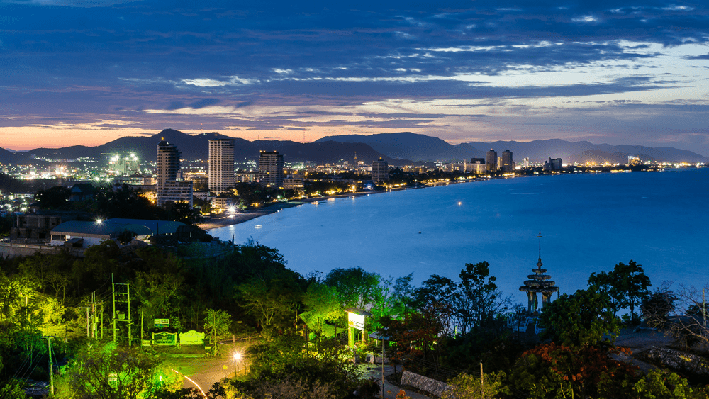 Hua-Hin-Cityscape-at-Twilight-Thailand_194654912.jpg