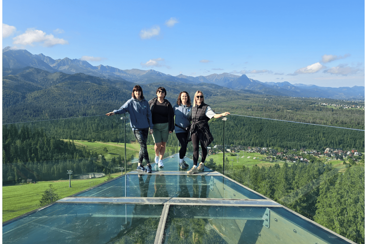 TMV Competence Center  komandos gyvenimas iš arti, šventės ir užsiėmimai