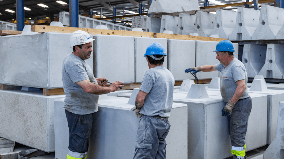 Colaboradores Sirolis em trabalho