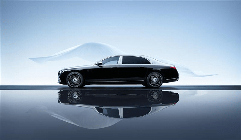 2024_10_Maybach_Produkt_Z223_Key-Visual_Full-Side_m05_v06d_eciRGBv02_original copy.jpg
