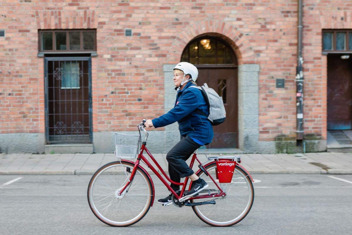 2000 pix cykel hemtjänst.jpg