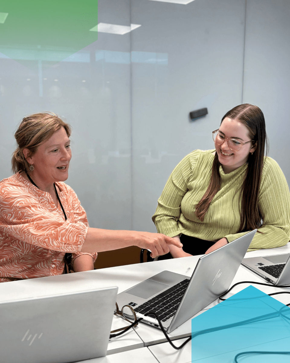 Julia H Cybersäk-2.png