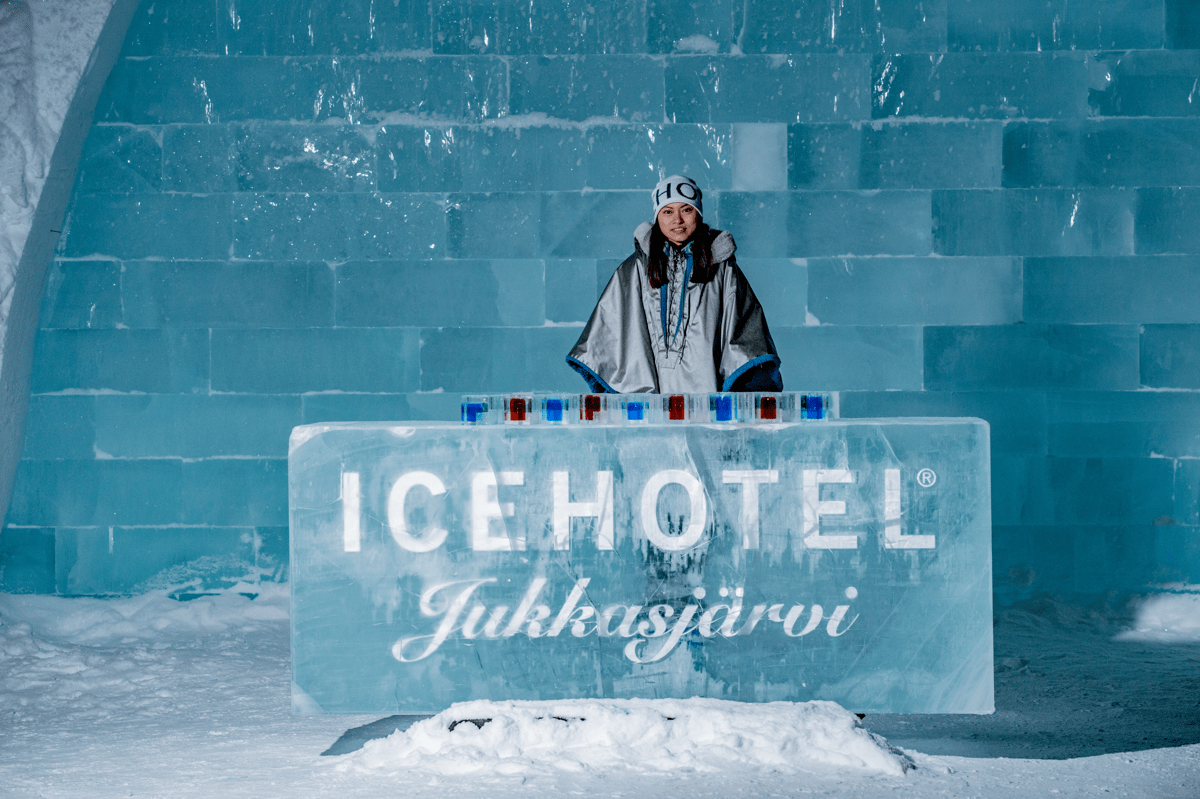 Icehotel-ice-branding1.jpg