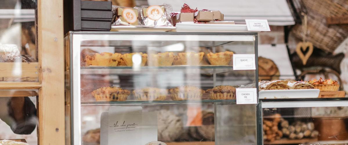 VENDEUR RAYON BOULANGERIE/ BÄCKEREIVERKÄUFER (H/F/X)