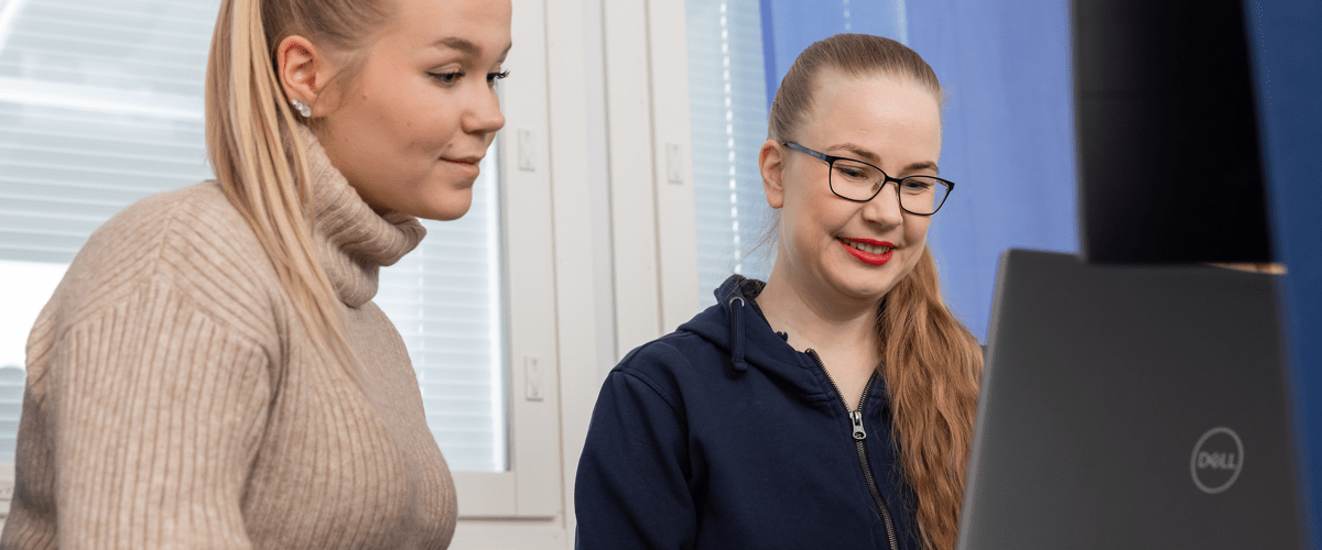 Junior Application Specialist