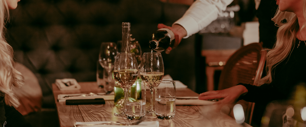 Serveringspersonal till Stortorgskällaren