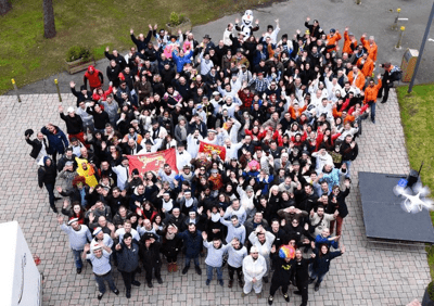 Mécanicien hydraulique au travail