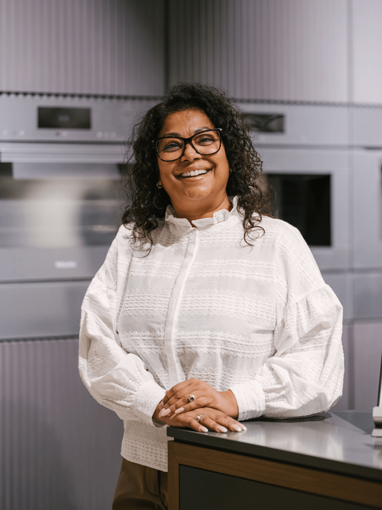 Rohida - Sales Advisor Store Manager