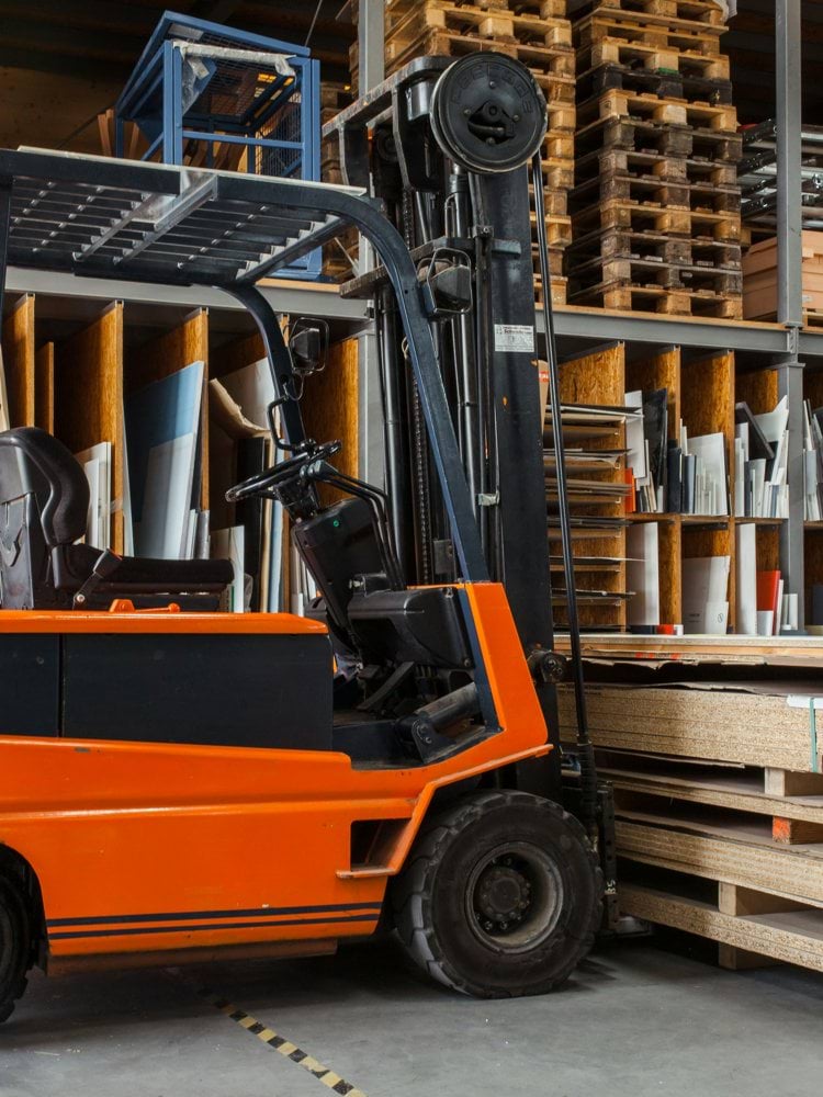 yellow and black fork lift