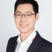 Picture of Derek Sum