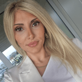 Picture of Sandra Raskovic