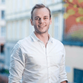 Bilde av Mads Launy