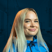Kuva henkilöstä Salla Mononen