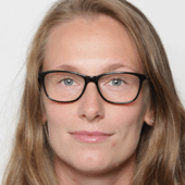 Kuva henkilöstä Emmy Lahtinen