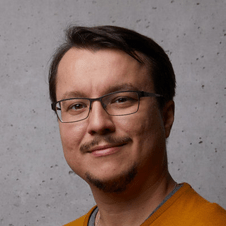 Picture of Piotr Symonowicz