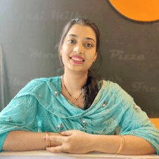 Picture of Seema Taj