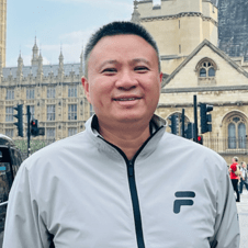 Picture of Peter Deng