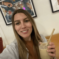 Picture of Sarah Messenger