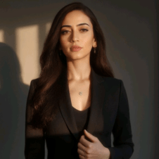 Picture of Emily Issa