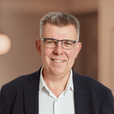 Bild på Peter Canaki