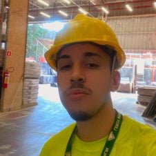 Foto de leonardo saraiva