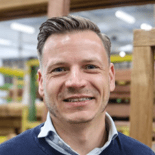 Foto van Adam Schafer