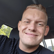 Picture of Simon Larsen