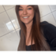 Picture of Amy Dawber