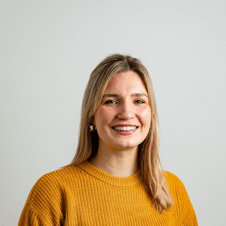 Picture of Holly Jackson