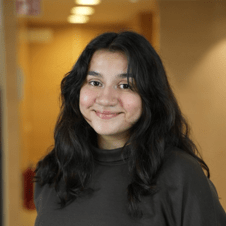 Picture of Naomi Segura
