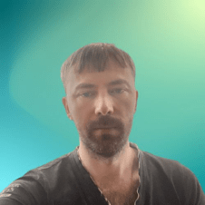 Picture of Maksim Popov