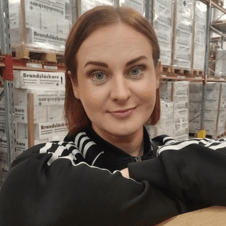 Kuva henkilöstä Varastopäällikkö Suvi