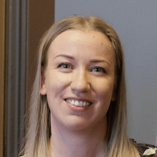 Kuva henkilöstä Lotta Aronen