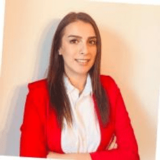 Nazlı İrem Karakurt adlı kişinin resmi